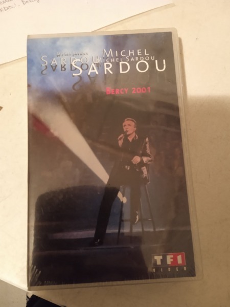 Vhs "michel sardou"