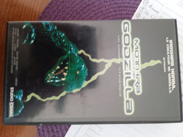 Vhs "monthra contre godzilla"