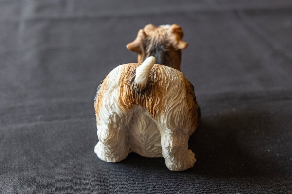 Vide-poche figuratif forme de fox-terrier &agrave; poil d pas cher
