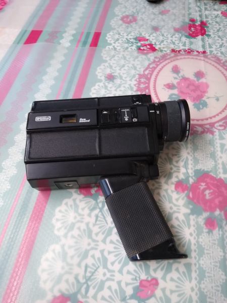 Vente Vintage caméra super 8-eumig sound 31 xl