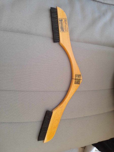 Vintage double brosse &agrave; vetements pliante