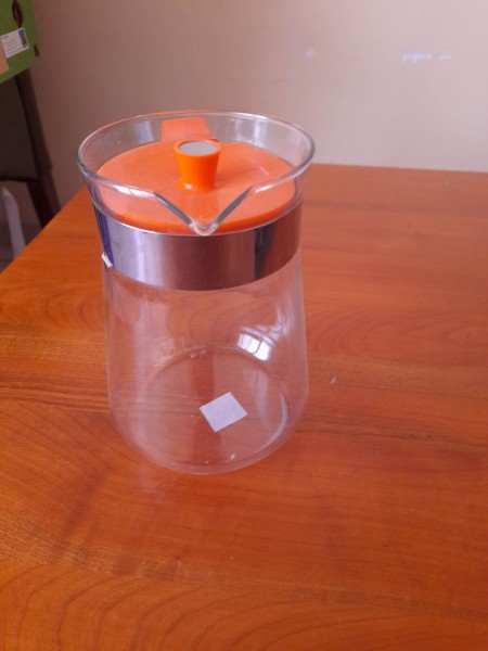 Vente Vintage pichet en verre avec couvercle