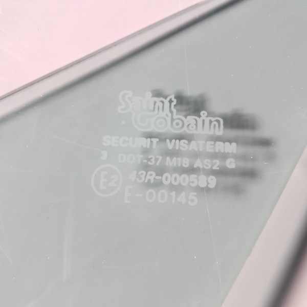 Vitres de portes ferrari 512 bb et 365 gt4 bb pas cher