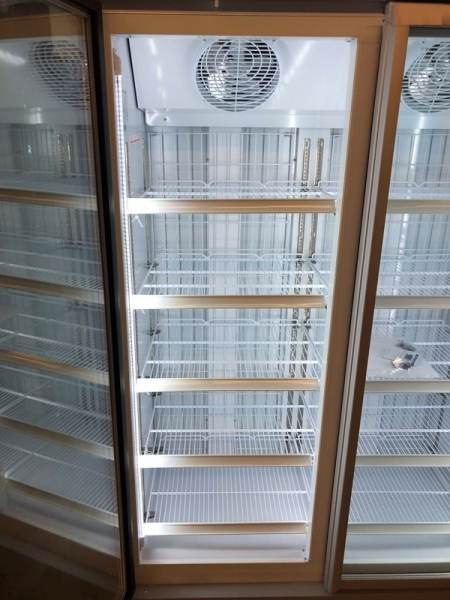 Vitrine murale r&eacute;frig&eacute;r&eacute;e 2 portes - neuve pas cher