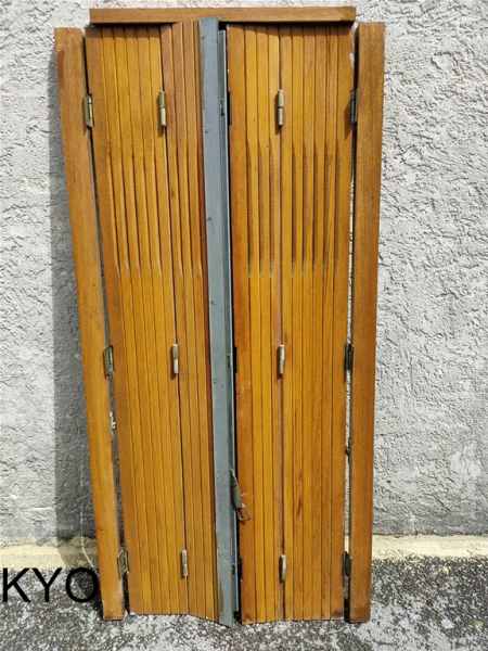 Annonce Volets pliants bois - persienne 4 vantaux